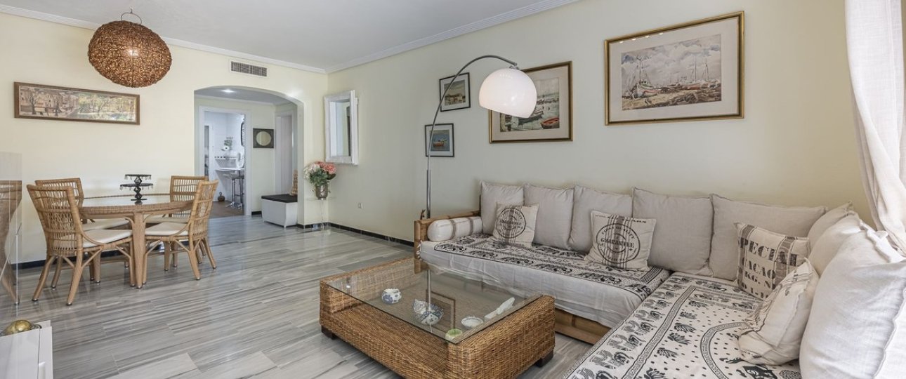 Resale - apartment - Marbella - Puerto Banús