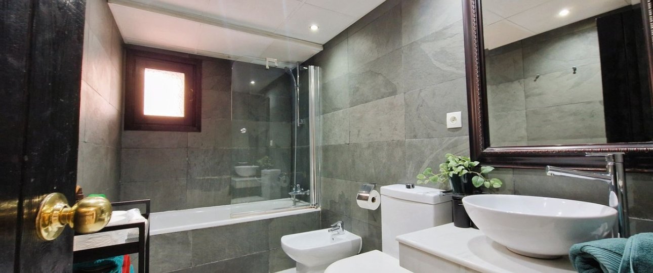 Resale - apartment - Marbella - Puerto Banús