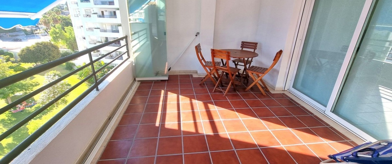 Resale - apartment - Marbella - Puerto Banús