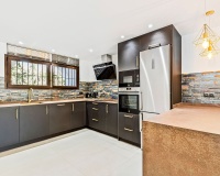 Resale - apartment - Marbella - Puerto Banús