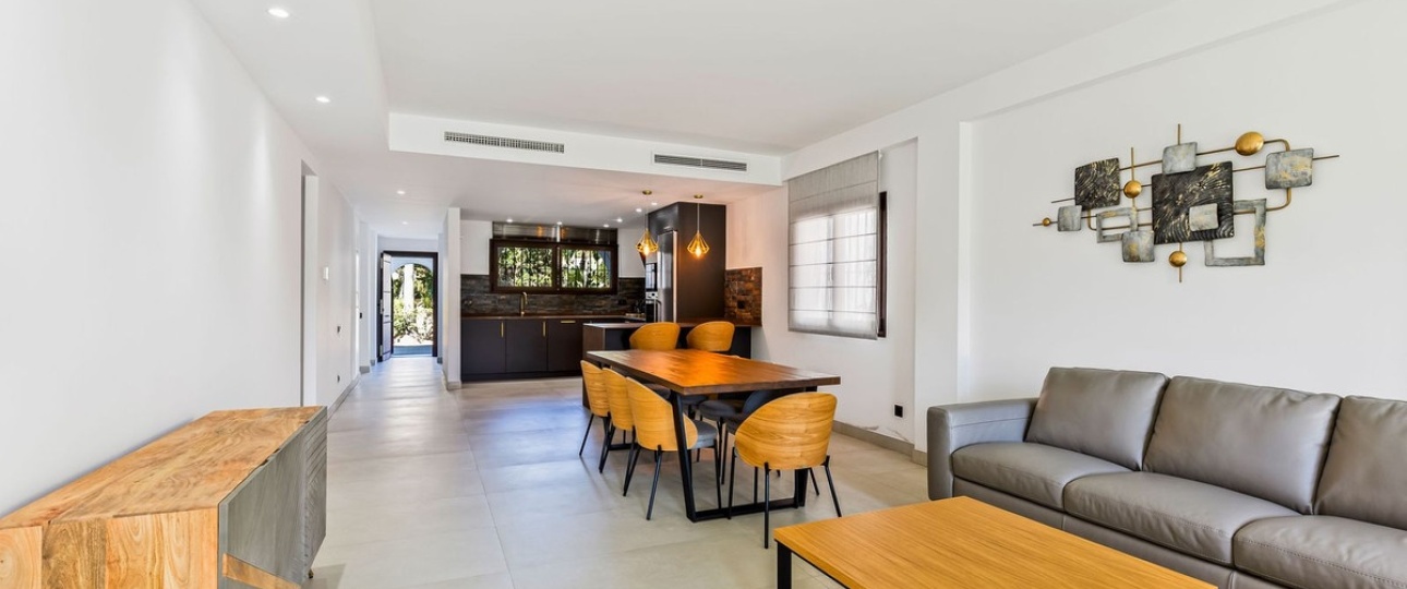 Resale - apartment - Marbella - Puerto Banús