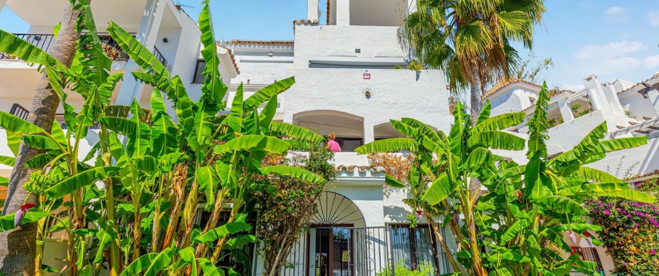 Resale - apartment - Marbella - Puerto Banús