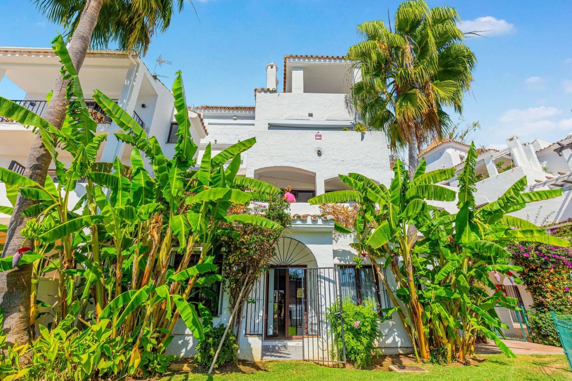Resale - apartment - Marbella - Puerto Banús