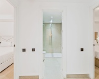 Resale - apartment - Marbella - Puerto Banús