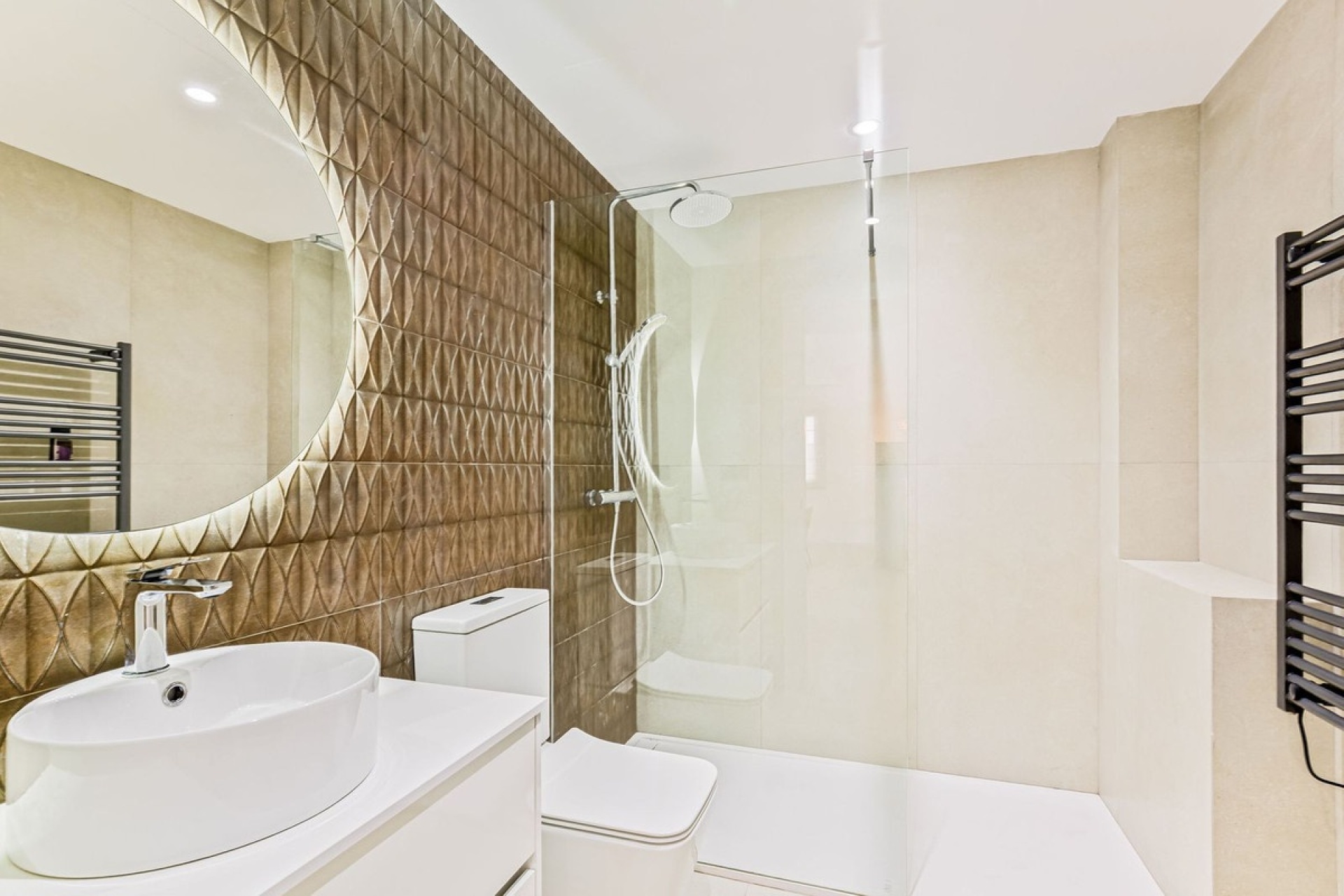 Resale - apartment - Marbella - Puerto Banús
