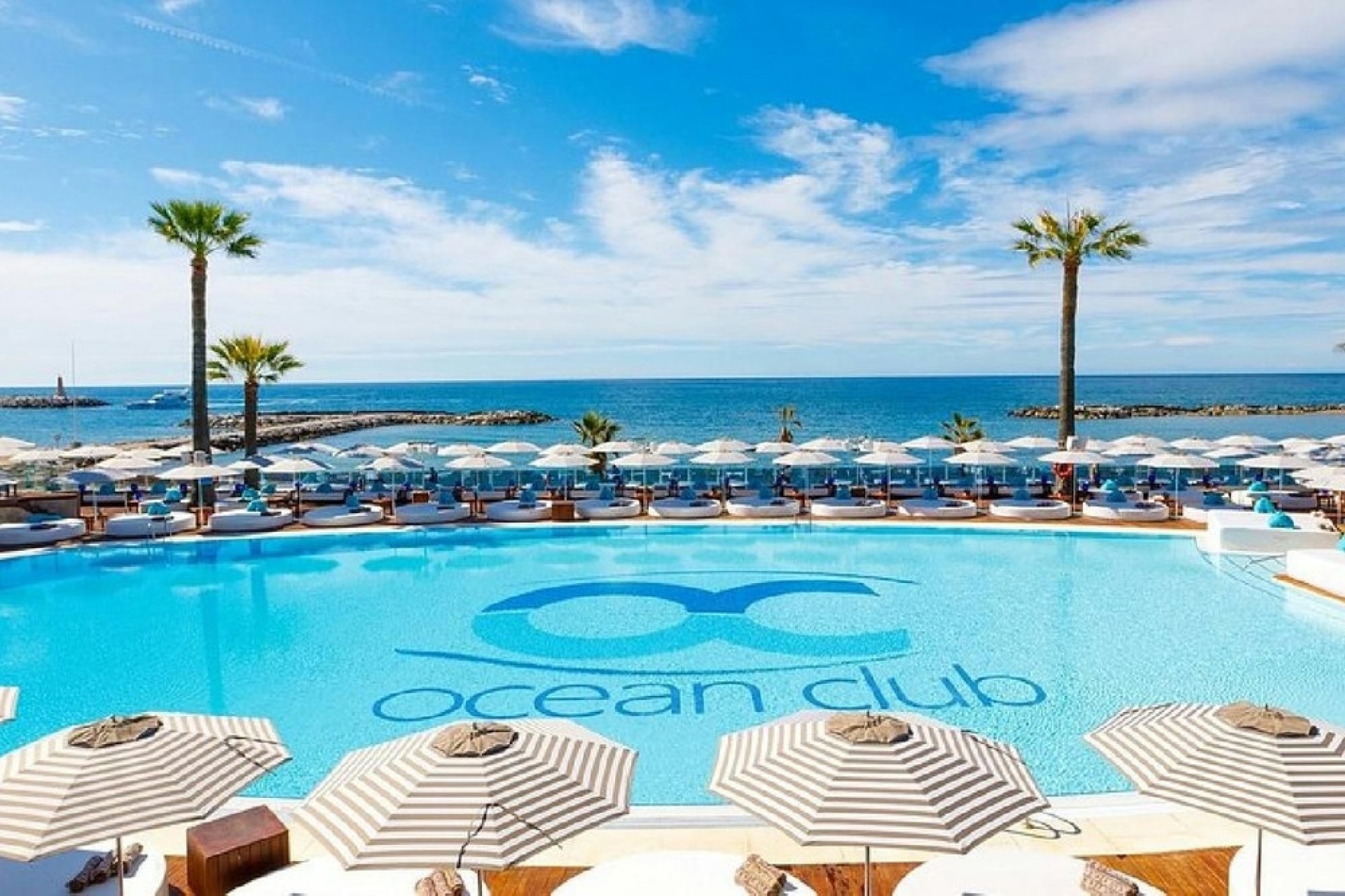 Resale - apartment - Marbella - Puerto Banús