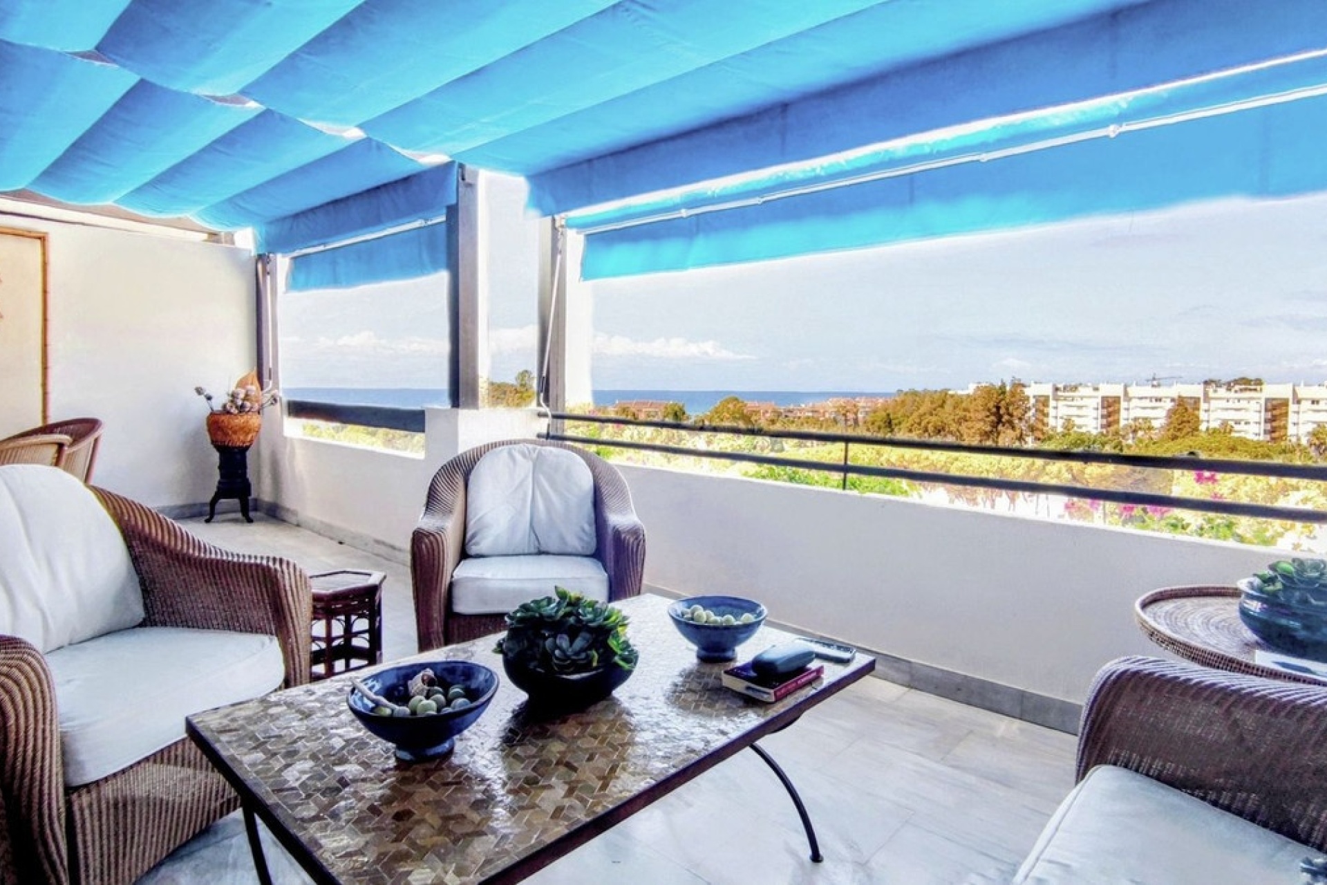 Resale - apartment - Marbella - Puerto Banús