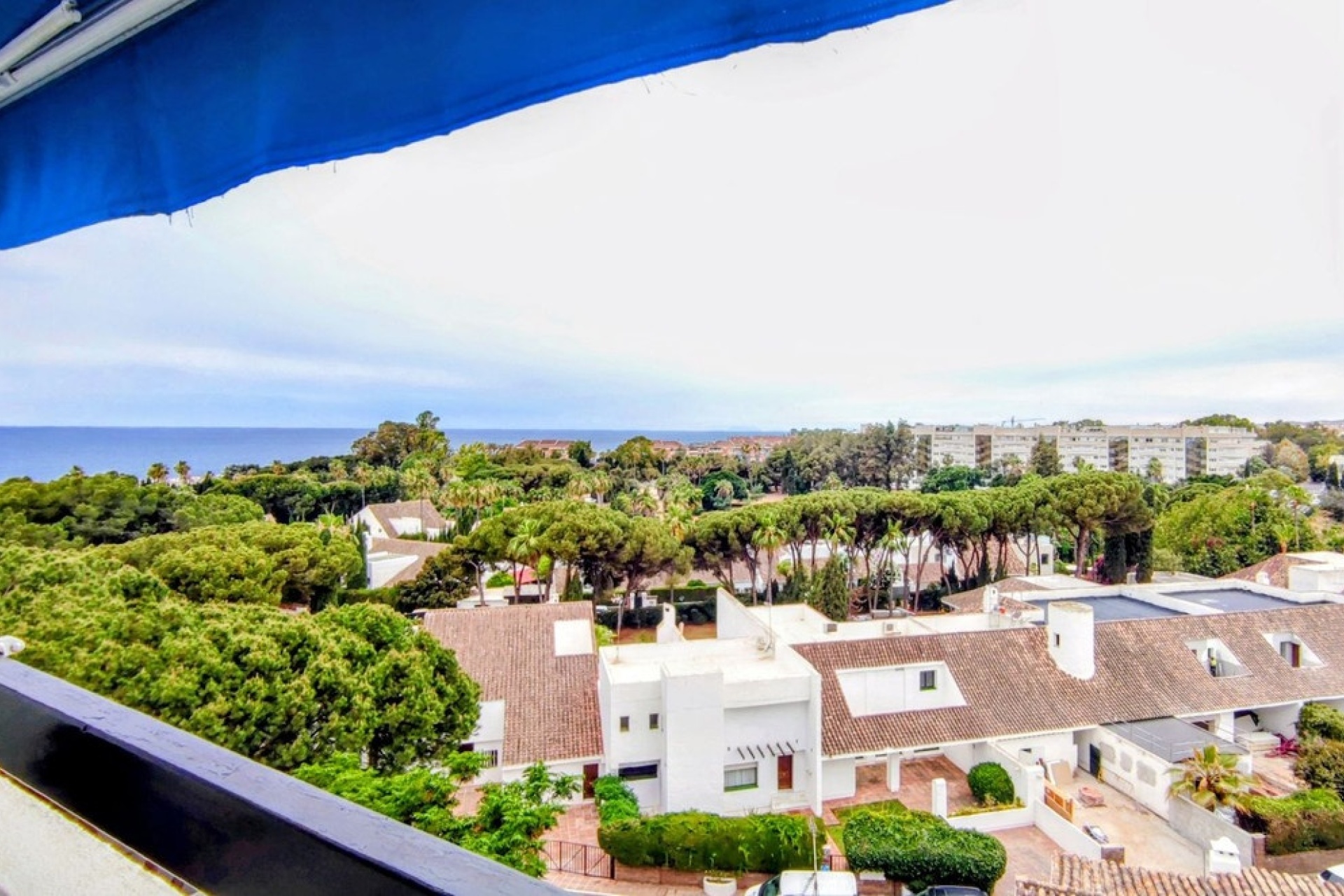 Resale - apartment - Marbella - Puerto Banús