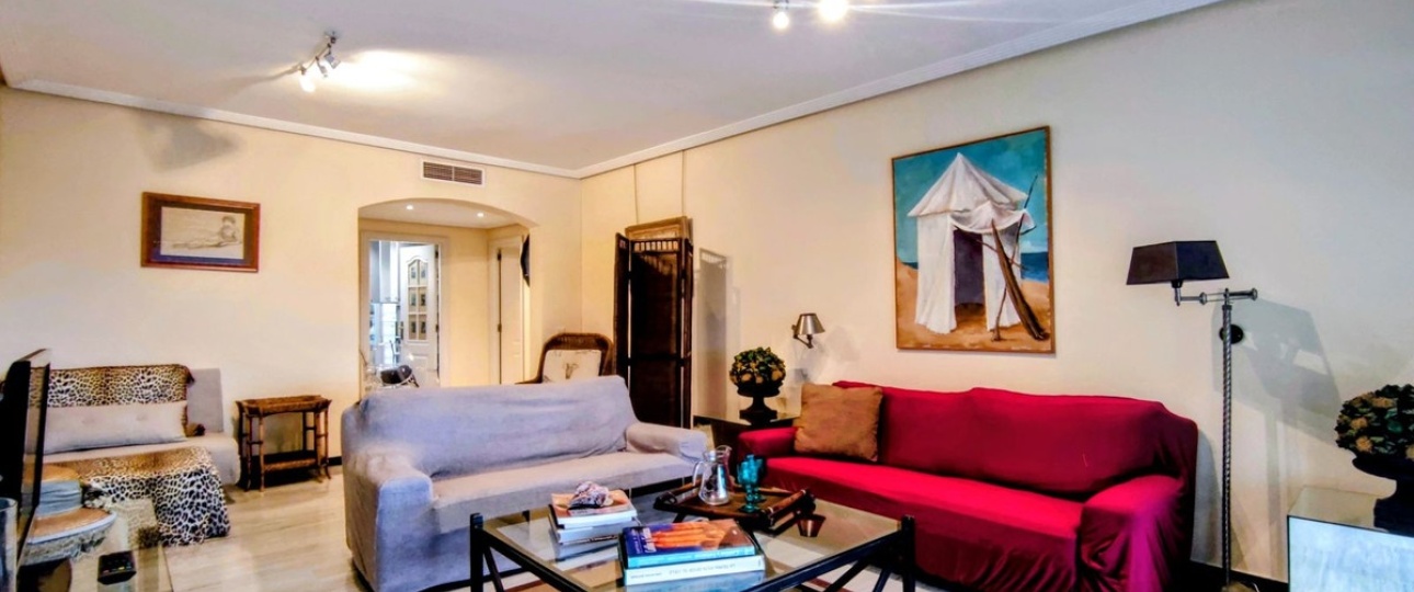 Resale - apartment - Marbella - Puerto Banús