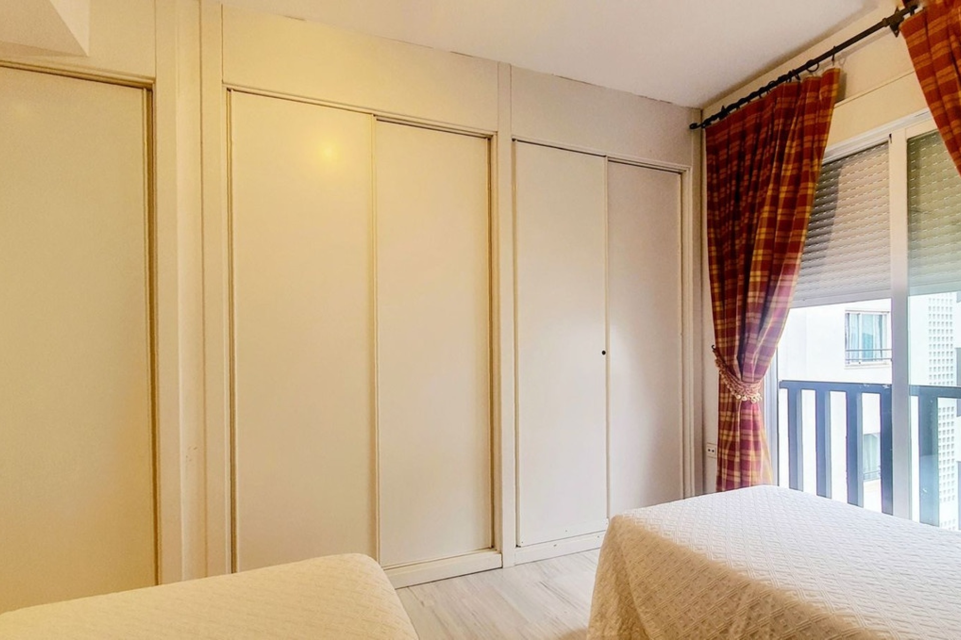 Resale - apartment - Marbella - Puerto Banús