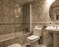 Resale - apartment - Marbella - Puerto Banús