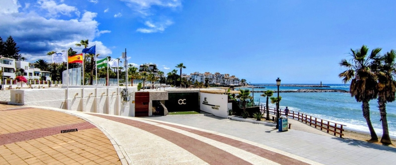 Resale - apartment - Marbella - Puerto Banús