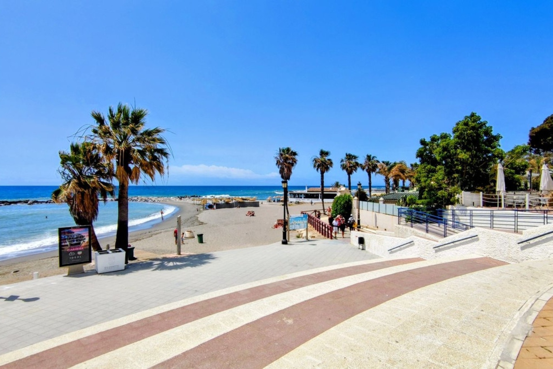 Resale - apartment - Marbella - Puerto Banús