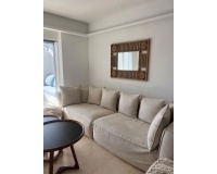 Resale - apartment - Marbella - Puerto Banús