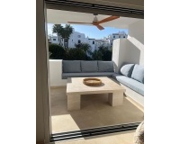 Resale - apartment - Marbella - Puerto Banús