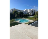 Resale - apartment - Marbella - Puerto Banús