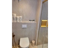 Resale - apartment - Marbella - Puerto Banús