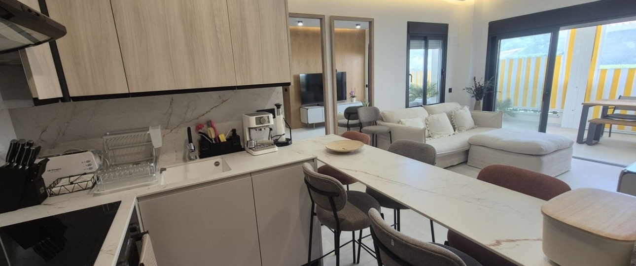 Resale - apartment - Marbella - Puerto Banús