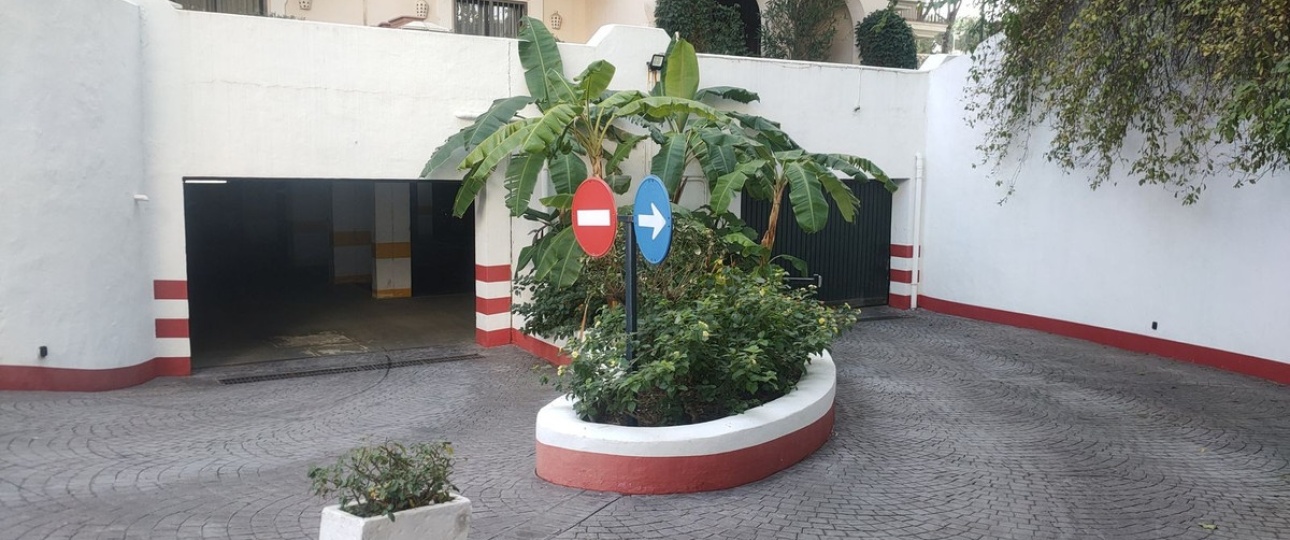 Resale - apartment - Marbella - Puerto Banús