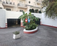 Resale - apartment - Marbella - Puerto Banús
