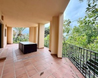 Resale - apartment - Marbella - Puerto Banús