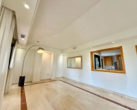 Resale - apartment - Marbella - Puerto Banús