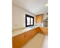 Resale - apartment - Marbella - Puerto Banús
