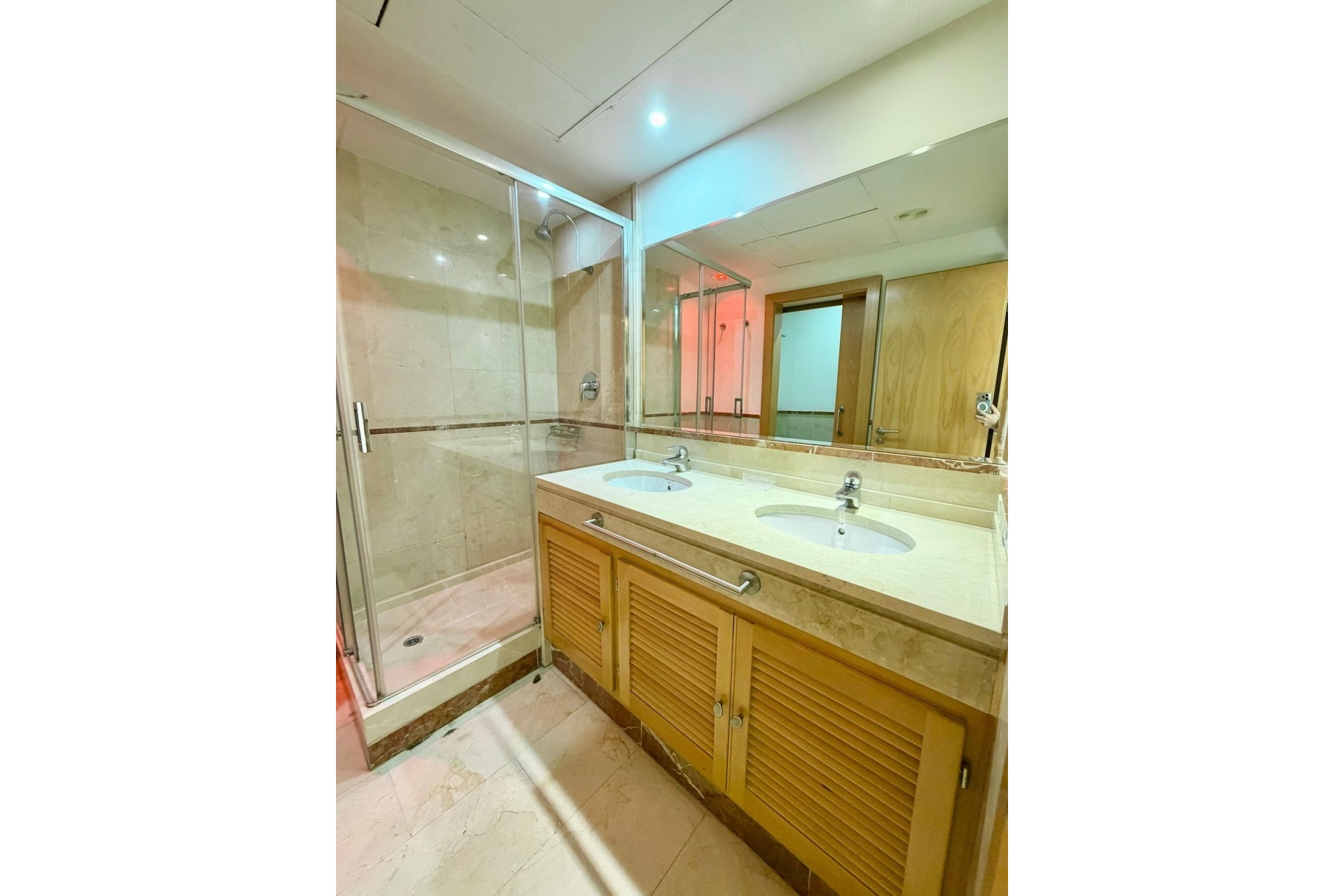 Resale - apartment - Marbella - Puerto Banús