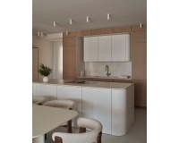 Resale - apartment - Marbella - Puerto Banús