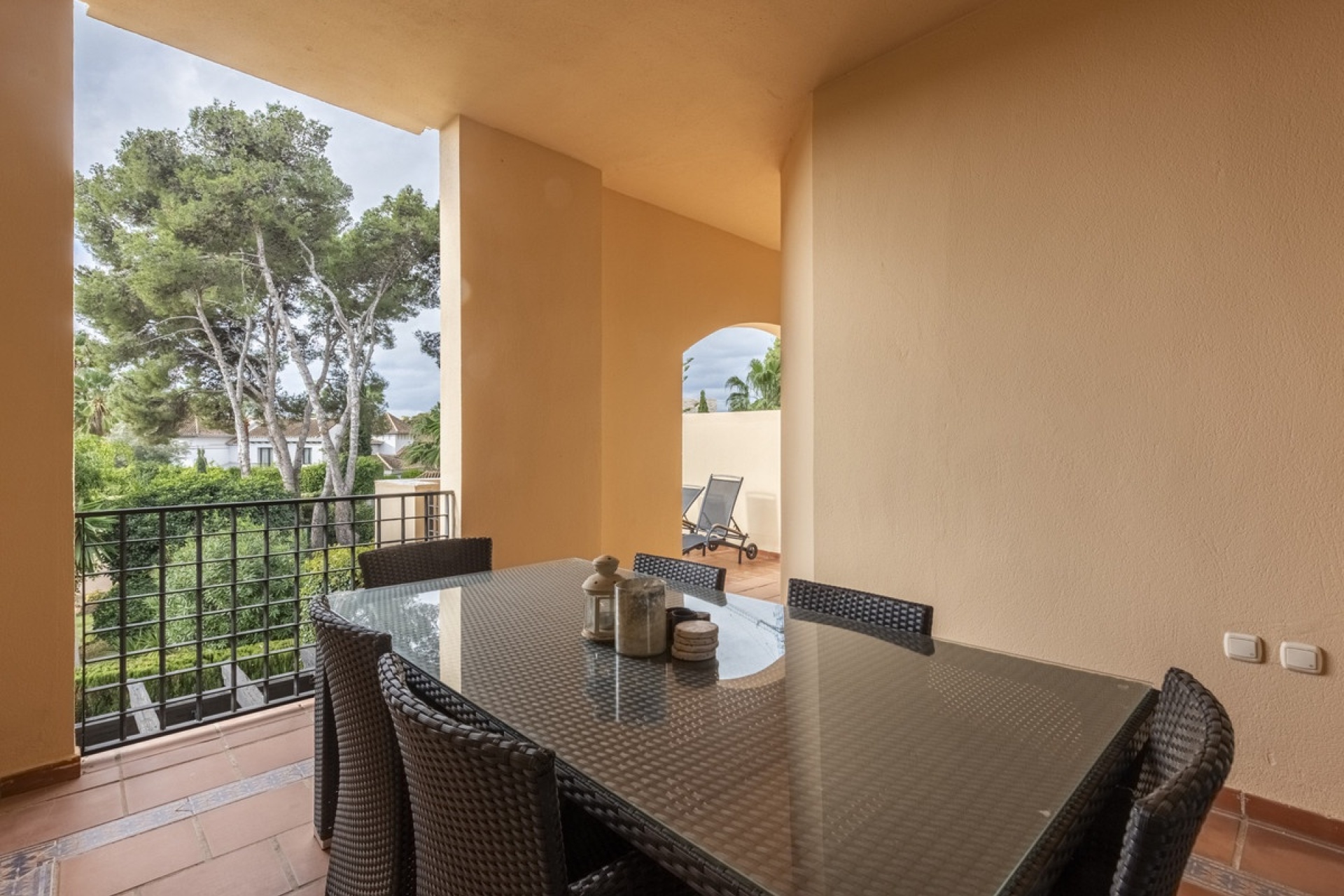 Resale - apartment - Marbella - Puerto Banús