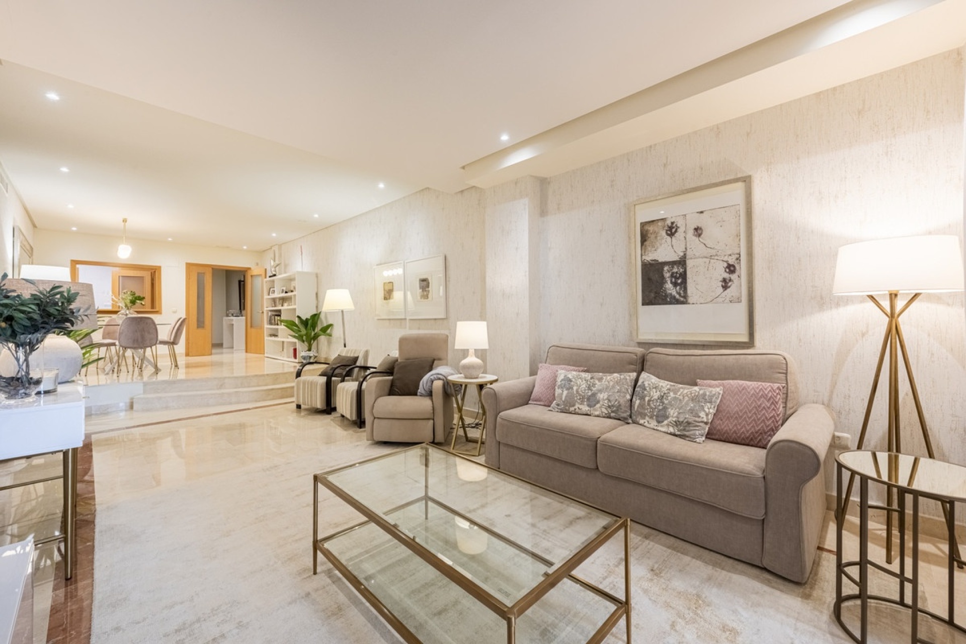 Resale - apartment - Marbella - Puerto Banús