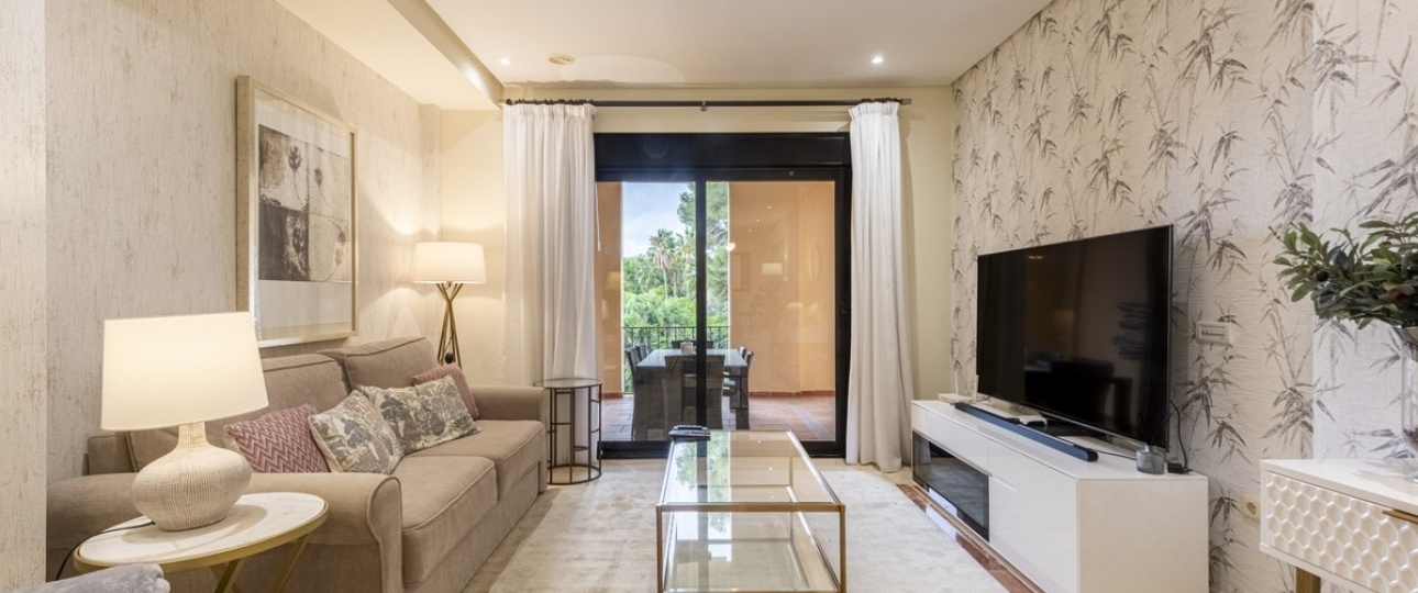 Resale - apartment - Marbella - Puerto Banús