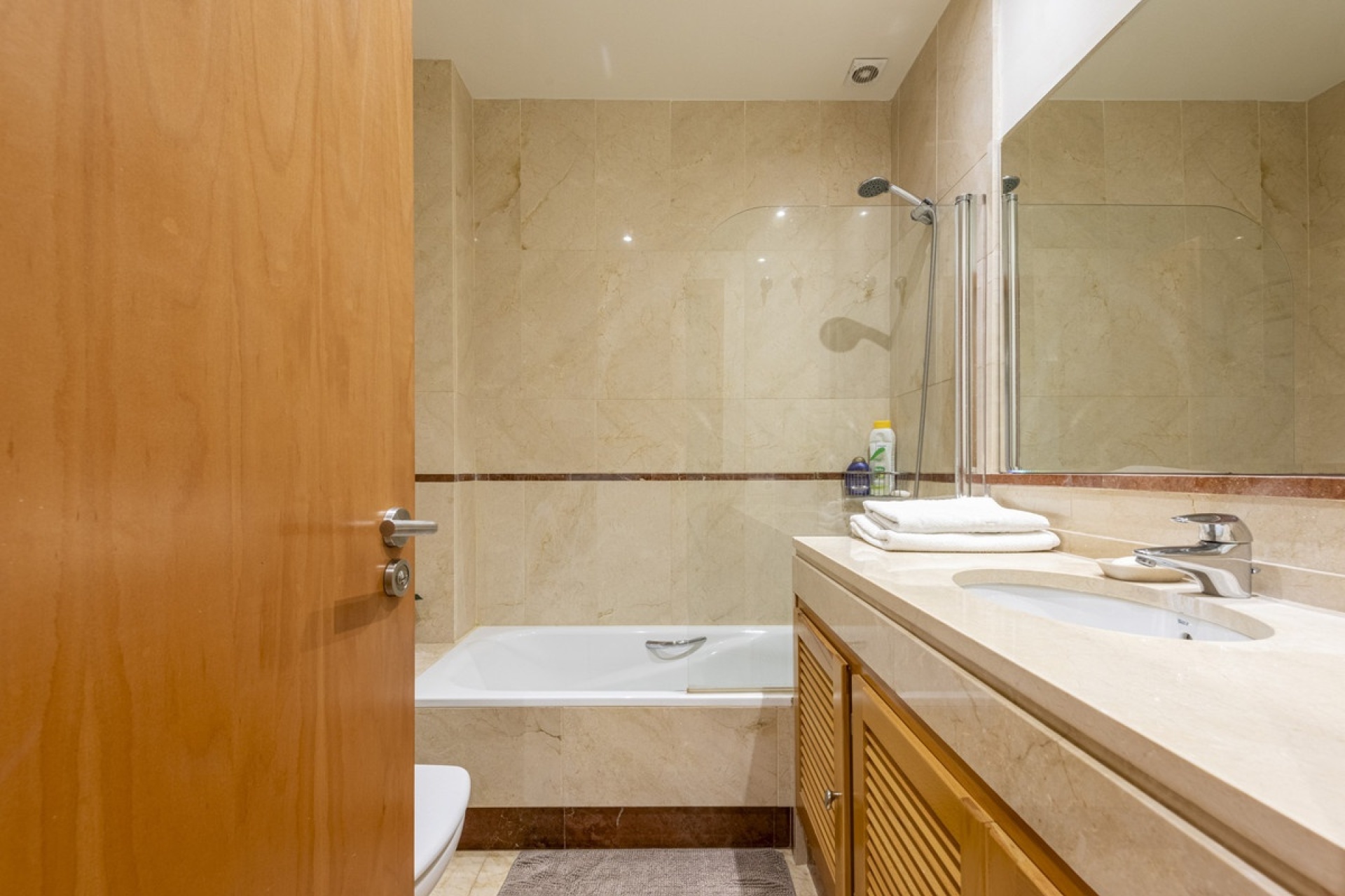 Resale - apartment - Marbella - Puerto Banús
