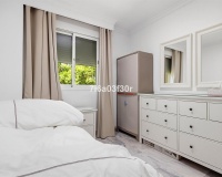 Resale - apartment - Marbella - Puerto Banús