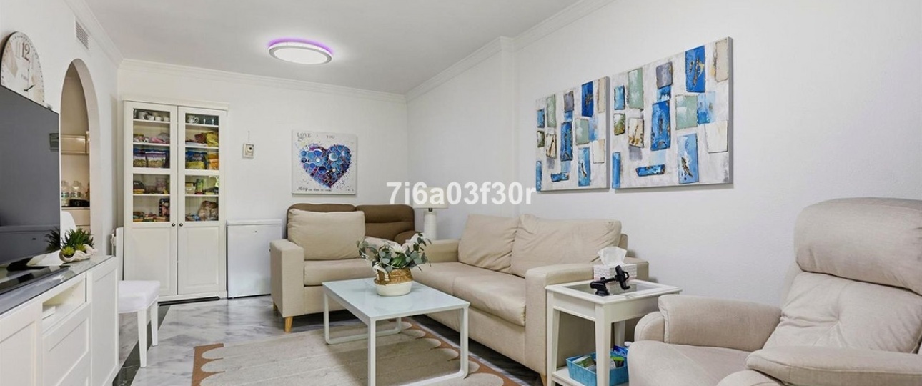 Resale - apartment - Marbella - Puerto Banús