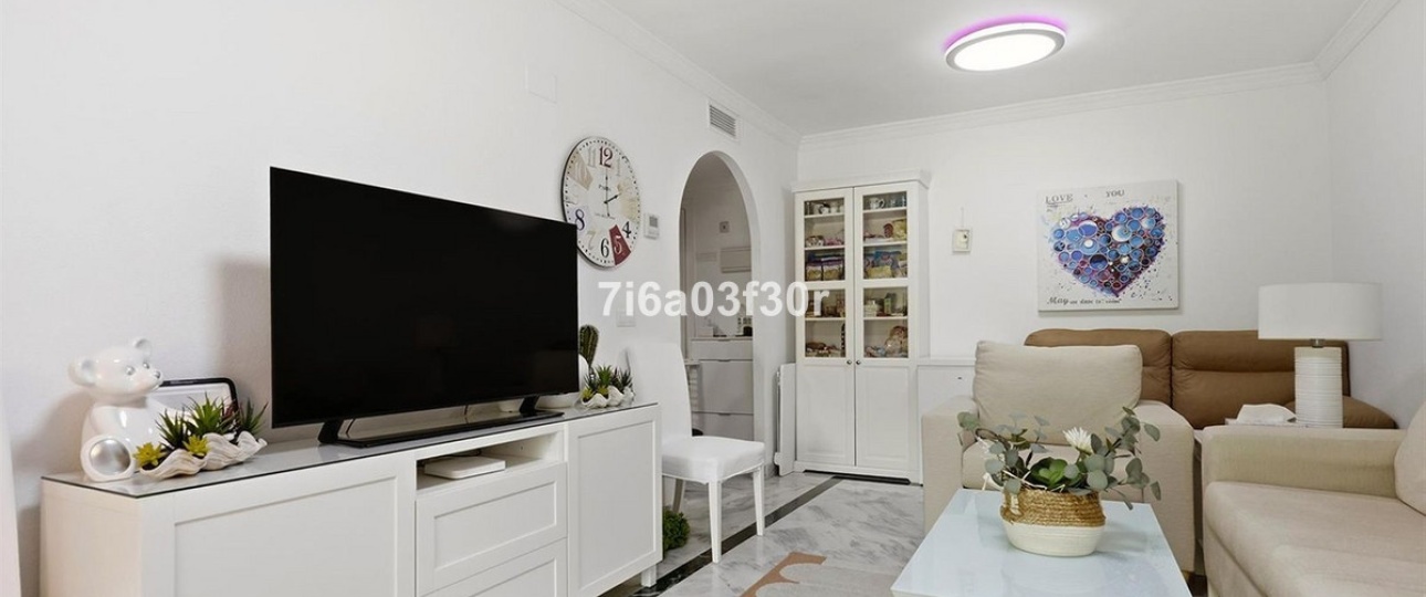 Resale - apartment - Marbella - Puerto Banús