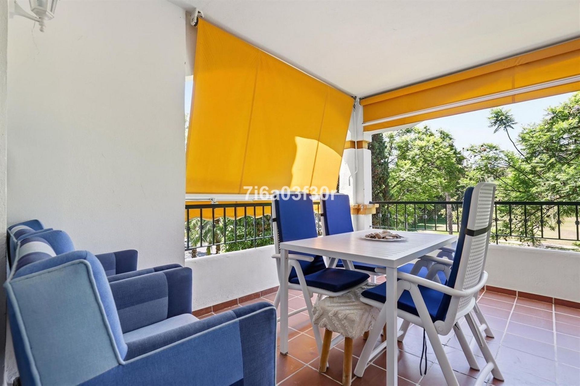 Resale - apartment - Marbella - Puerto Banús