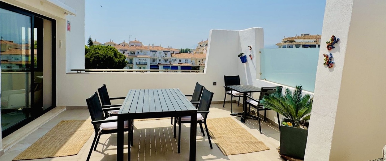 Resale - apartment - Marbella - Puerto Banús