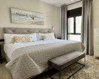 Resale - apartment - Marbella - Puerto Banús