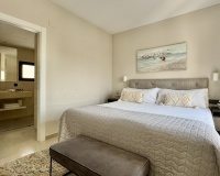 Resale - apartment - Marbella - Puerto Banús