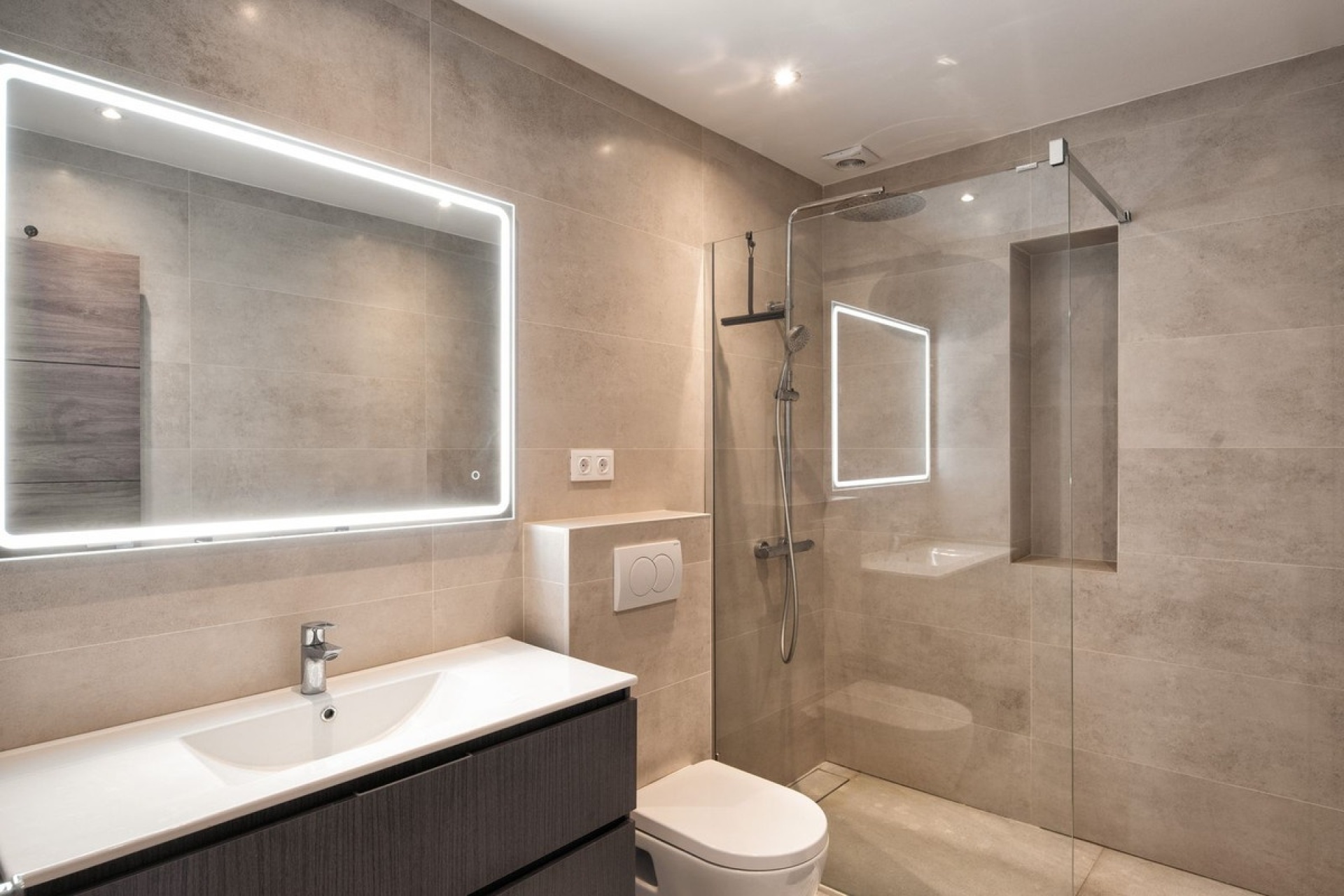 Resale - apartment - Marbella - Puerto Banús