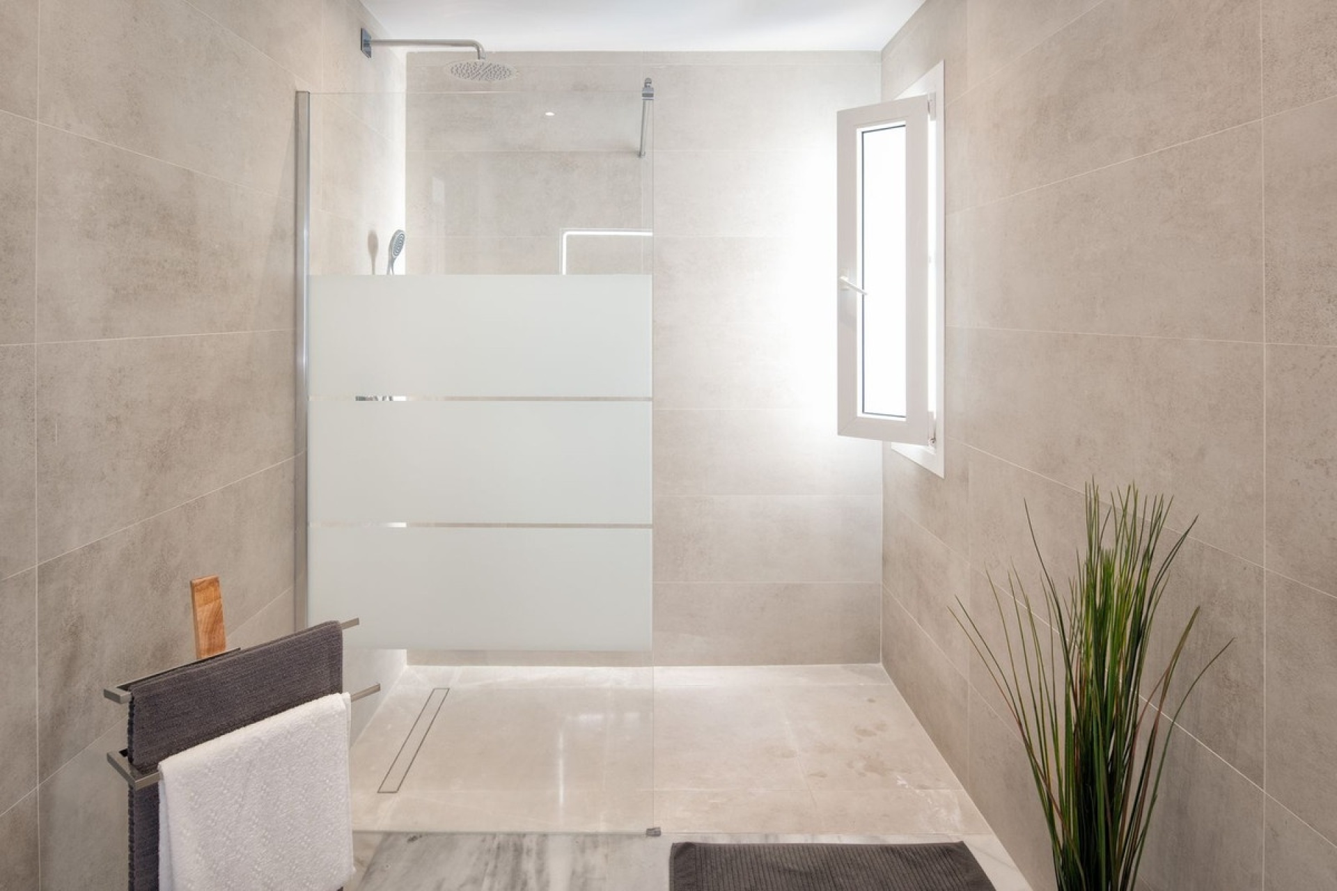 Resale - apartment - Marbella - Puerto Banús