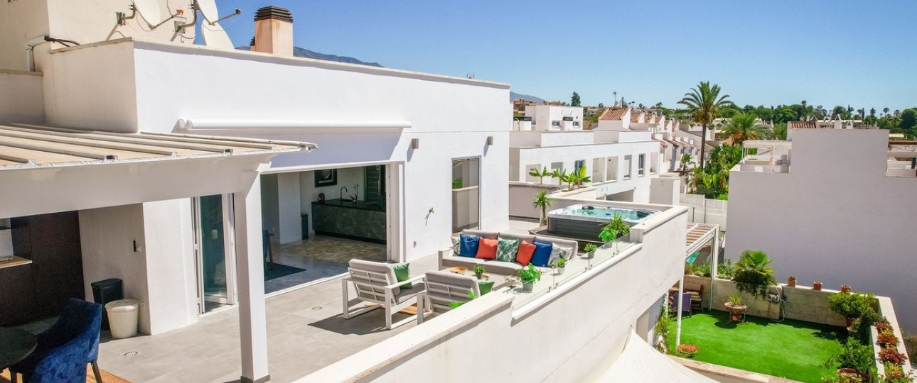 Resale - apartment - Marbella - Puerto Banús
