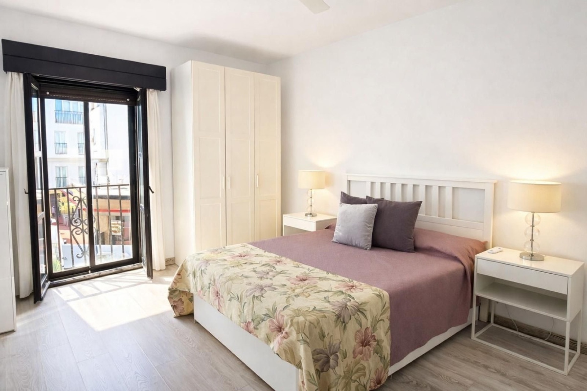 Resale - apartment - Marbella - Puerto Banús