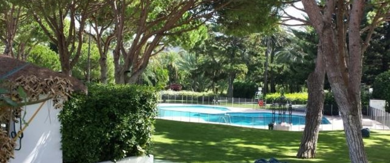 Resale - apartment - Marbella - Puerto Banús