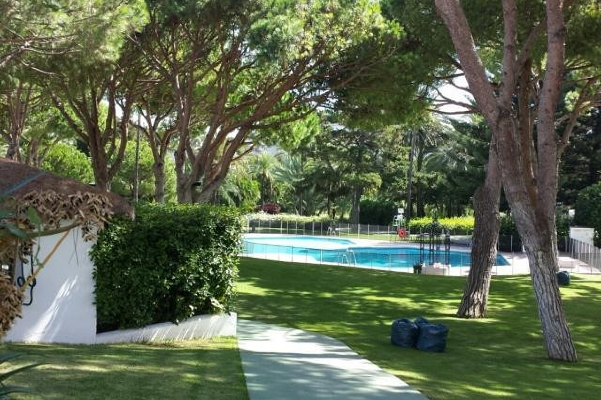 Resale - apartment - Marbella - Puerto Banús