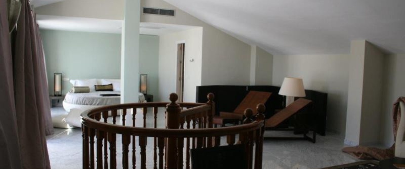 Resale - apartment - Marbella - Puerto Banús