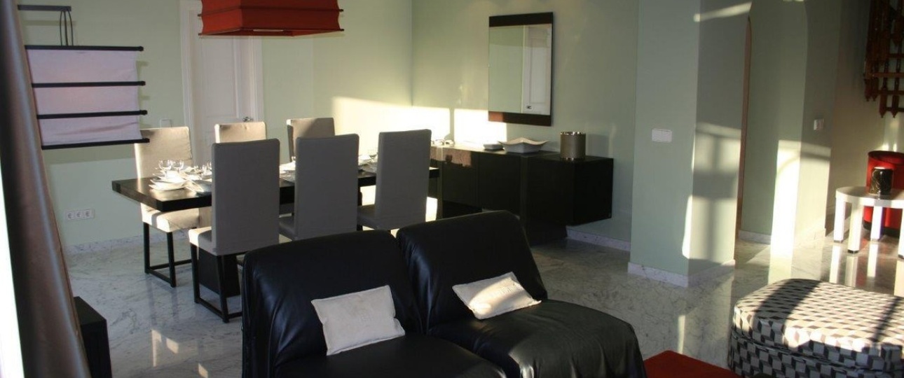 Resale - apartment - Marbella - Puerto Banús