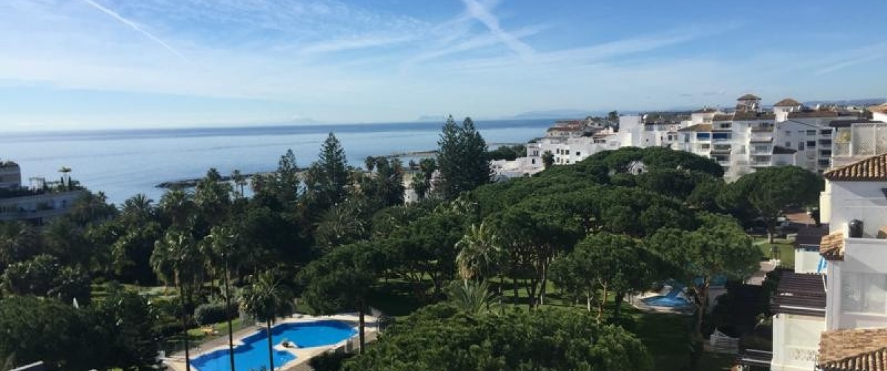 Resale - apartment - Marbella - Puerto Banús