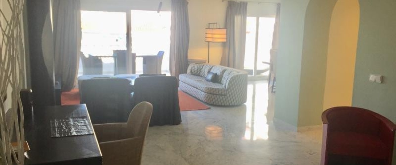 Resale - apartment - Marbella - Puerto Banús